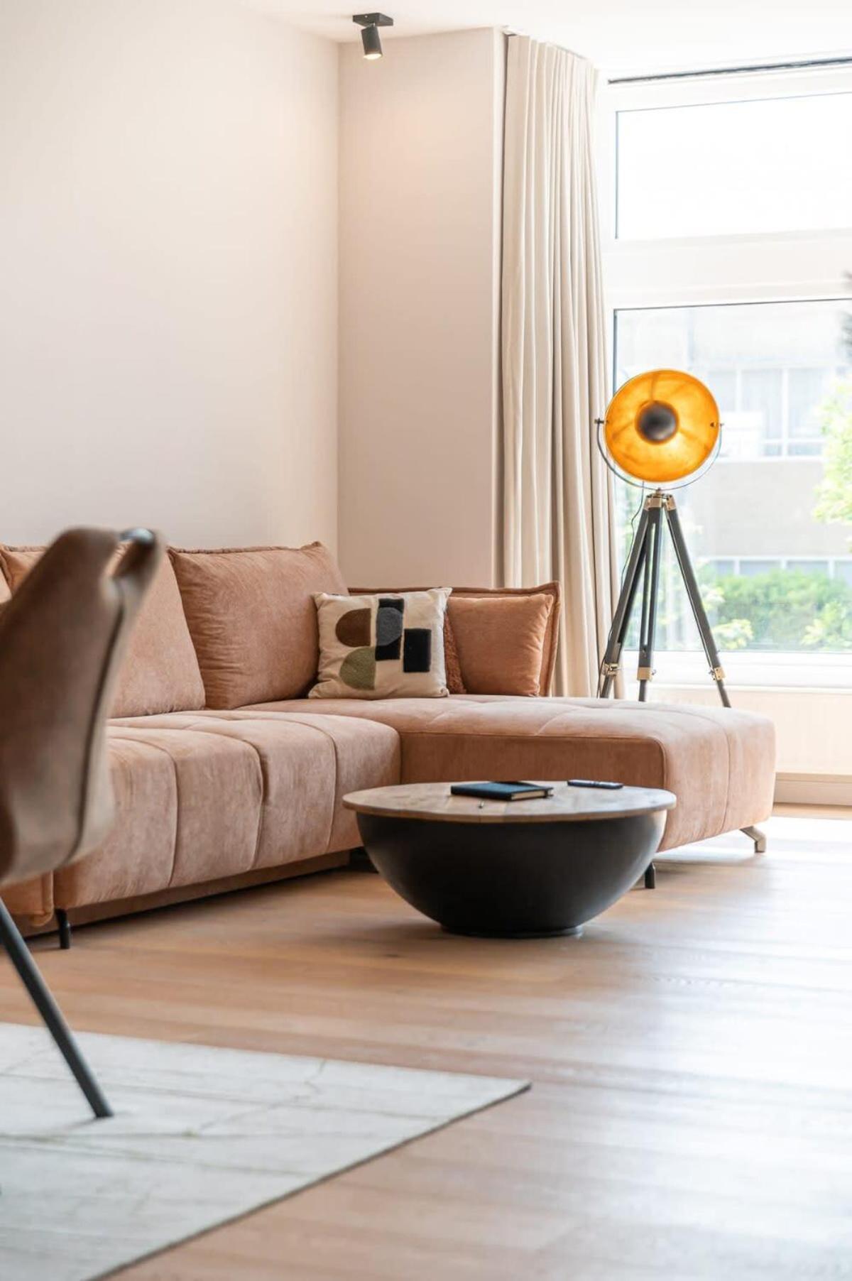 Renovated Art Deco Apartment With Vintage Elements Ostende Kültér fotó