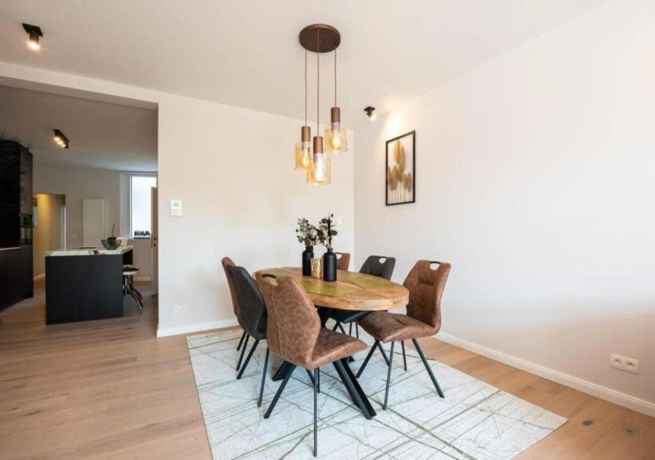 Renovated Art Deco Apartment With Vintage Elements Ostende Kültér fotó